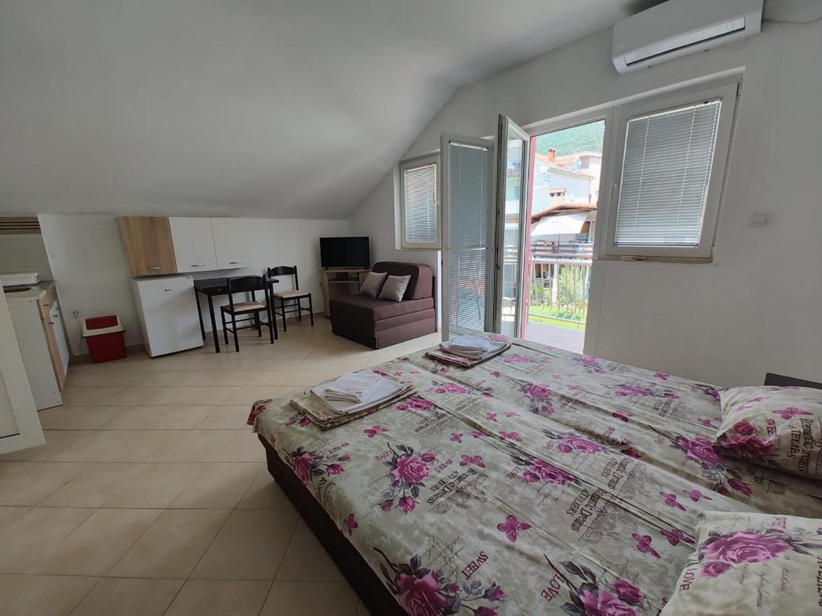 Jovanovic Apartment Tivat Zewnętrze zdjęcie